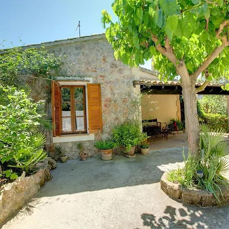 Villa Sleeps 2 Pool Air Con Wifi Pollença