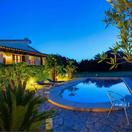 Sleeps 2 Pool Air Con Wifi Villa Pollença